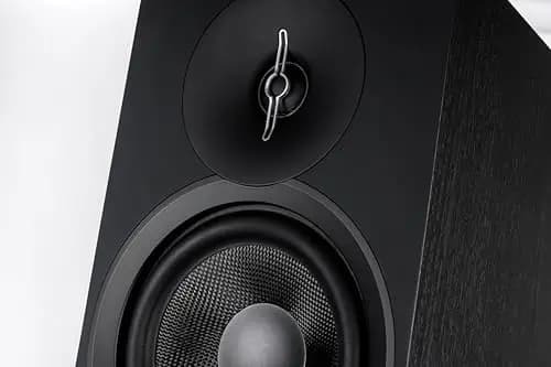 Elac Debut F6.3 - Altavoz Columna: Ideal para transmitir música a través de su Sistema estéreo, también en el Marco de un Sistema Envolvente 5.1, Sonido Legendario, diseño Elegante - Altavoz pasivo