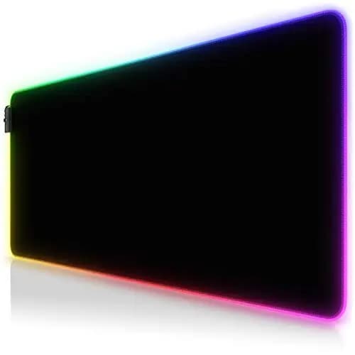 Titanwolf - Alfombrilla para ratón Gaming RGB - Mouse Pad 900 x 400 mm - LED Multicolor 7 Colores - 4 modos de efectos - Mejora precisión y velocidad - Superficie inferior de goma – Motivo Total Black