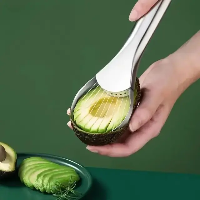 cortador de aguacate 3 en 1 verde