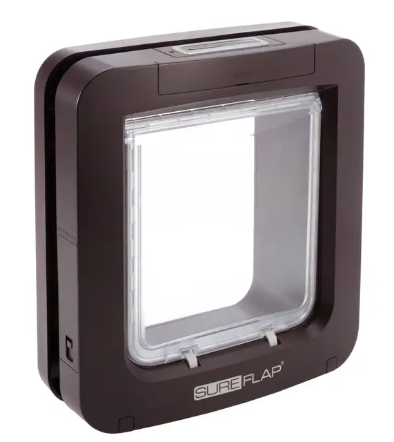 Puerta para Mascotas SureFlap Sure Petcare con Lector de Microchip y Placas de identificación RFID para Gatos y Perros pequeños, Toque de Queda, 1 botón de Control, marrón, 4 Pilas C (no Incluidas).